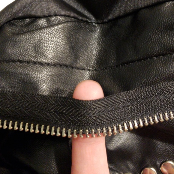 studded shorts - Picture 6 of 9